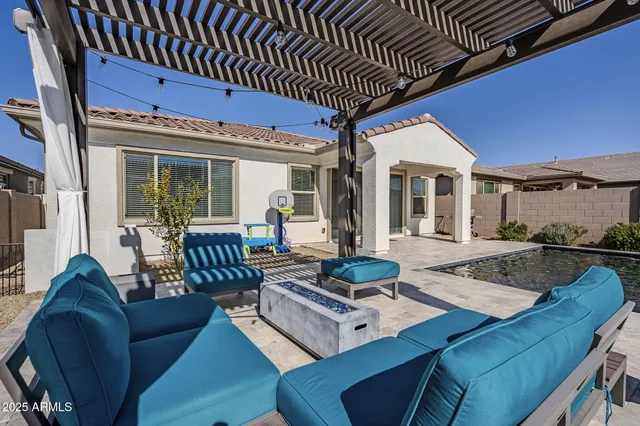 $2,895 | 9935 East Thornbush Avenue, Mesa, AZ 85212