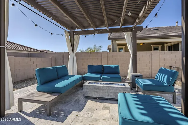 $2,895 | 9935 East Thornbush Avenue, Mesa, AZ 85212