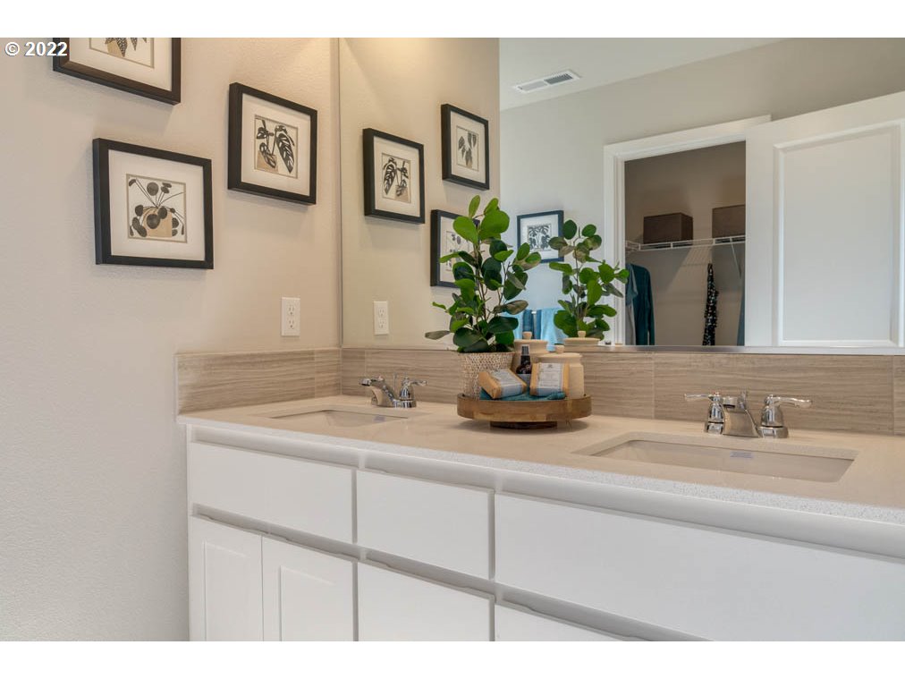 3656 Southwest Redfern Avenue Gresham, OR 97080 - Photo 18 of 26 Gallery Image 18