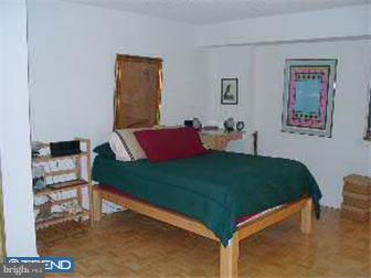 128 Riversedge Drive Norristown, PA 19403 - Photo 9 of 9 Gallery Image 9