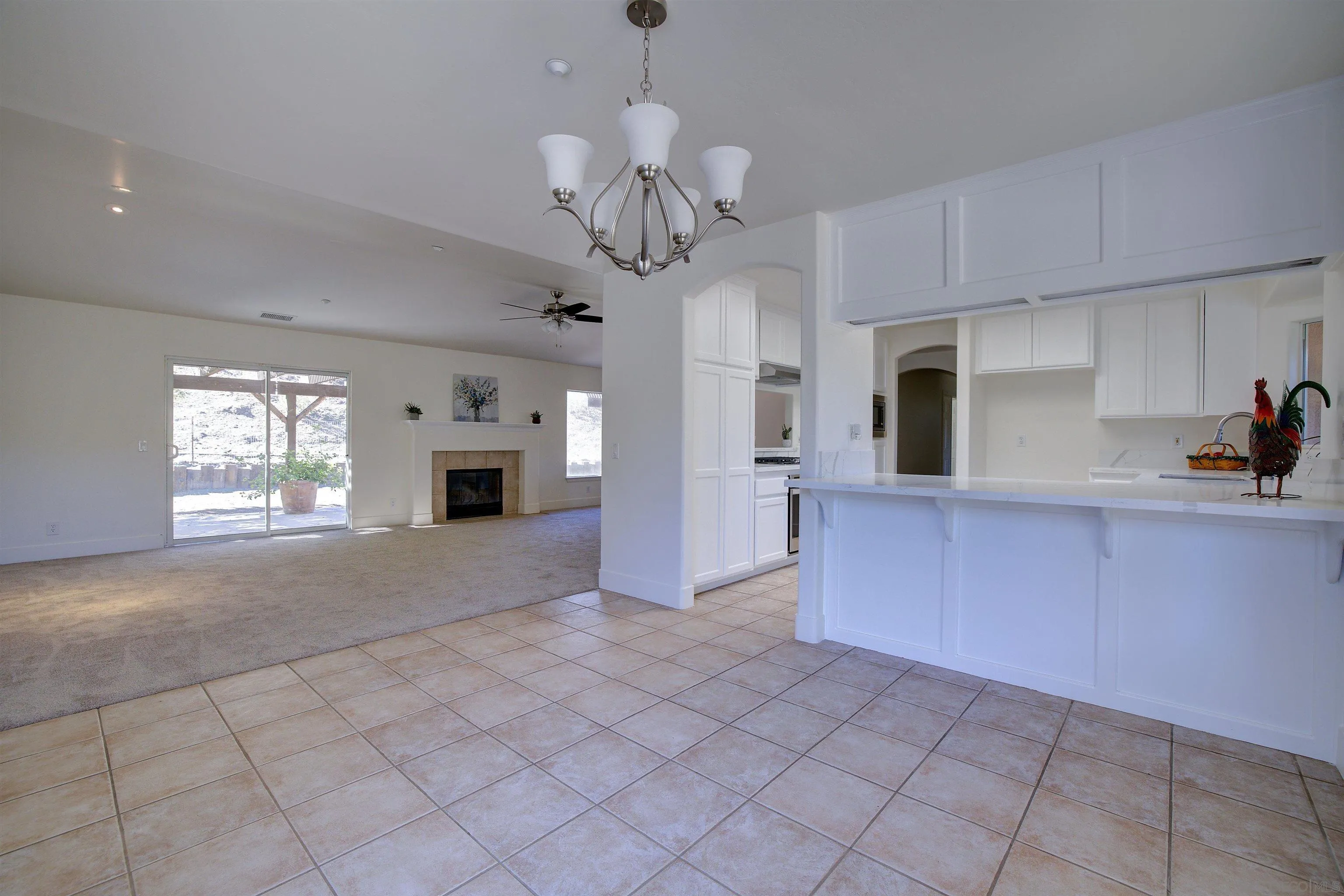 10074 West Lilac Road Escondido, CA 92026 - Photo 10 of 31 Gallery Image 10