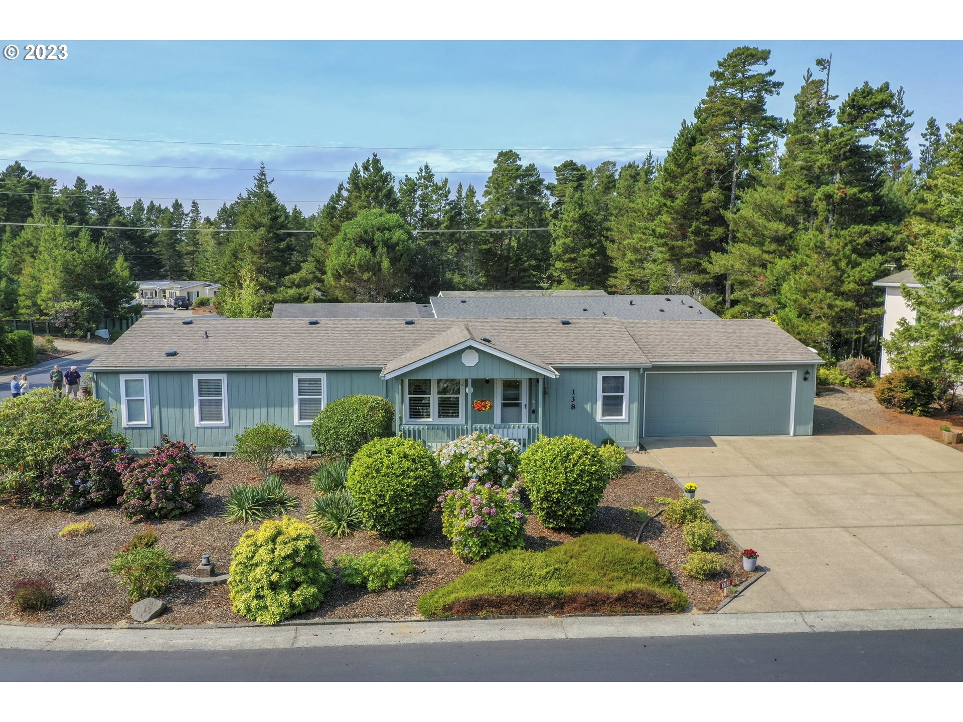 138 Evergreen Lane Florence, OR 97439 - Photo 1 of 38 Gallery Image 1