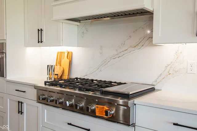 $2,139,000 | 3874 Chapel Hill Court, Bargersville, IN 46106