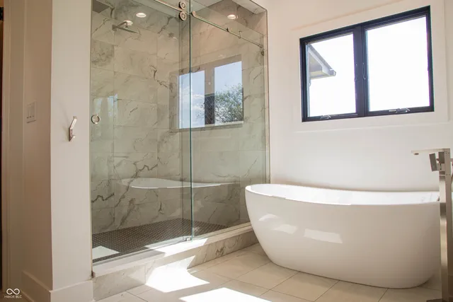 $2,139,000 | 3874 Chapel Hill Court, Bargersville, IN 46106