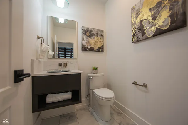 $2,139,000 | 3874 Chapel Hill Court, Bargersville, IN 46106