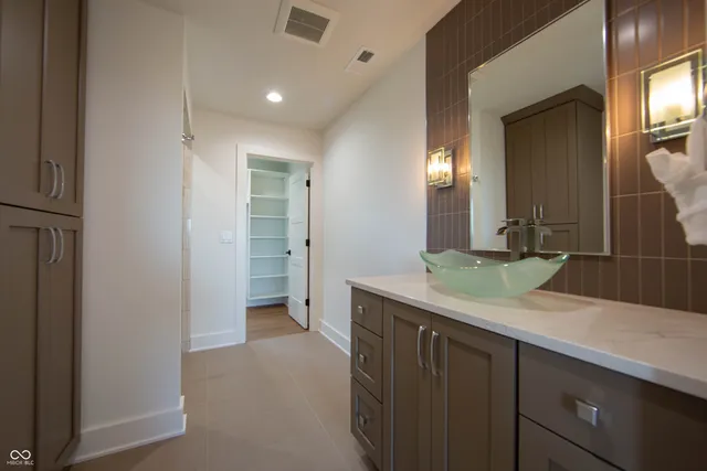 $2,139,000 | 3874 Chapel Hill Court, Bargersville, IN 46106