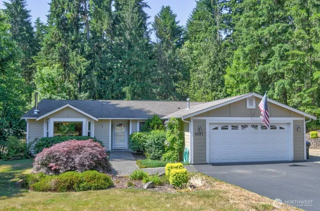 $499,000 | 8221 Cedarwood Street Southeast, Tenino, WA 98589