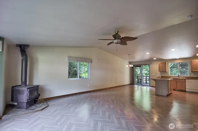 $499,000 | 8221 Cedarwood Street Southeast, Tenino, WA 98589