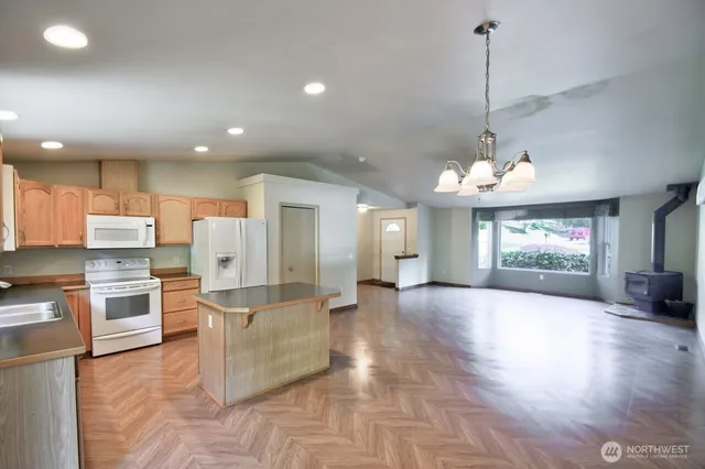 $499,000 | 8221 Cedarwood Street Southeast, Tenino, WA 98589