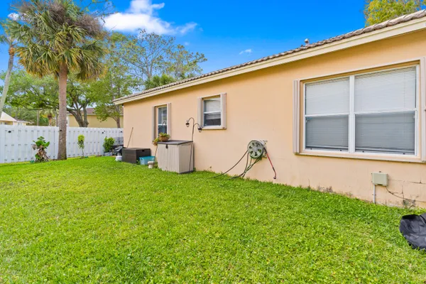$449,900 | 121 Prestige Drive, Royal Palm Beach, FL 33411