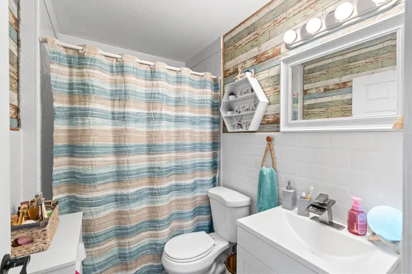 $449,900 | 121 Prestige Drive, Royal Palm Beach, FL 33411