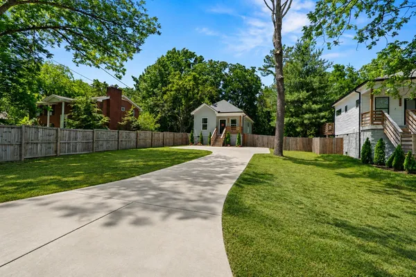 $369,000 | 1102 Fernbank Drive, Madison, TN 37115