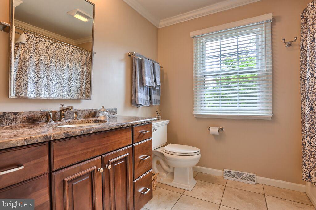 310 Highland Road Hershey, PA 17033 - Photo 23 of 25