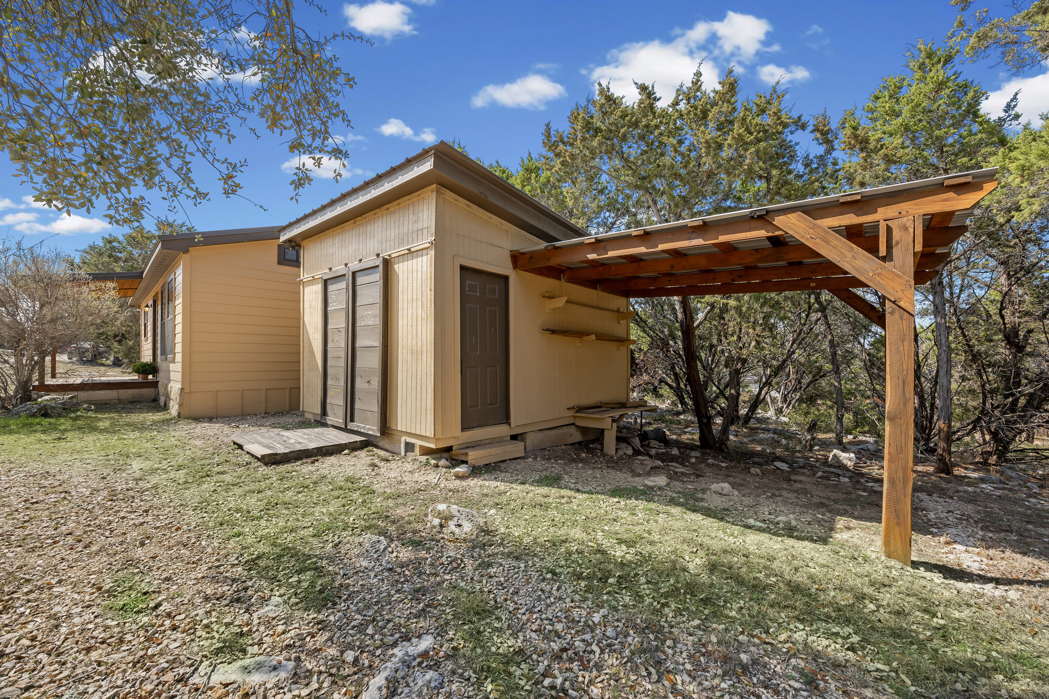 4105 Summit Hurst New Braunfels, TX 78132 - Photo 28 of 36 a backyard of a house with table and chairs