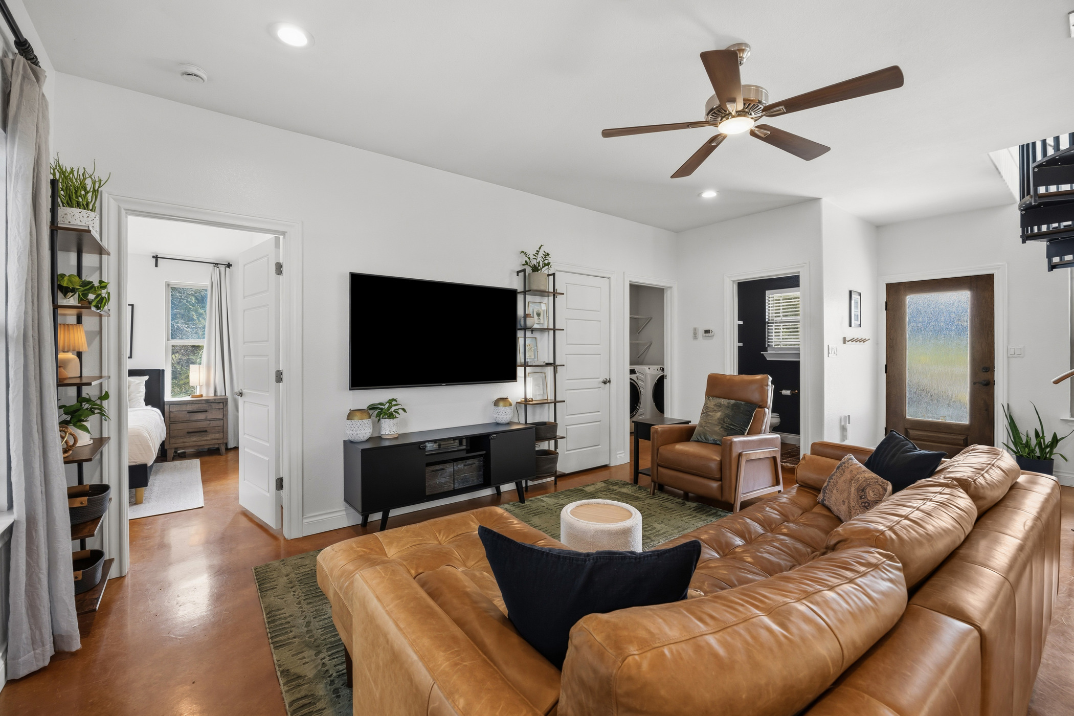 4105 Summit Hurst New Braunfels, TX 78132 - Photo 4 of 36 a living room with furniture and a flat screen tv