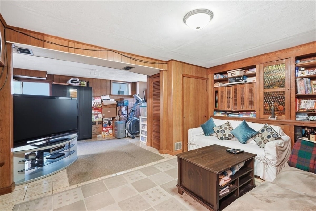 3 Devine Road Randolph, MA 02368 - Photo 26 of 41