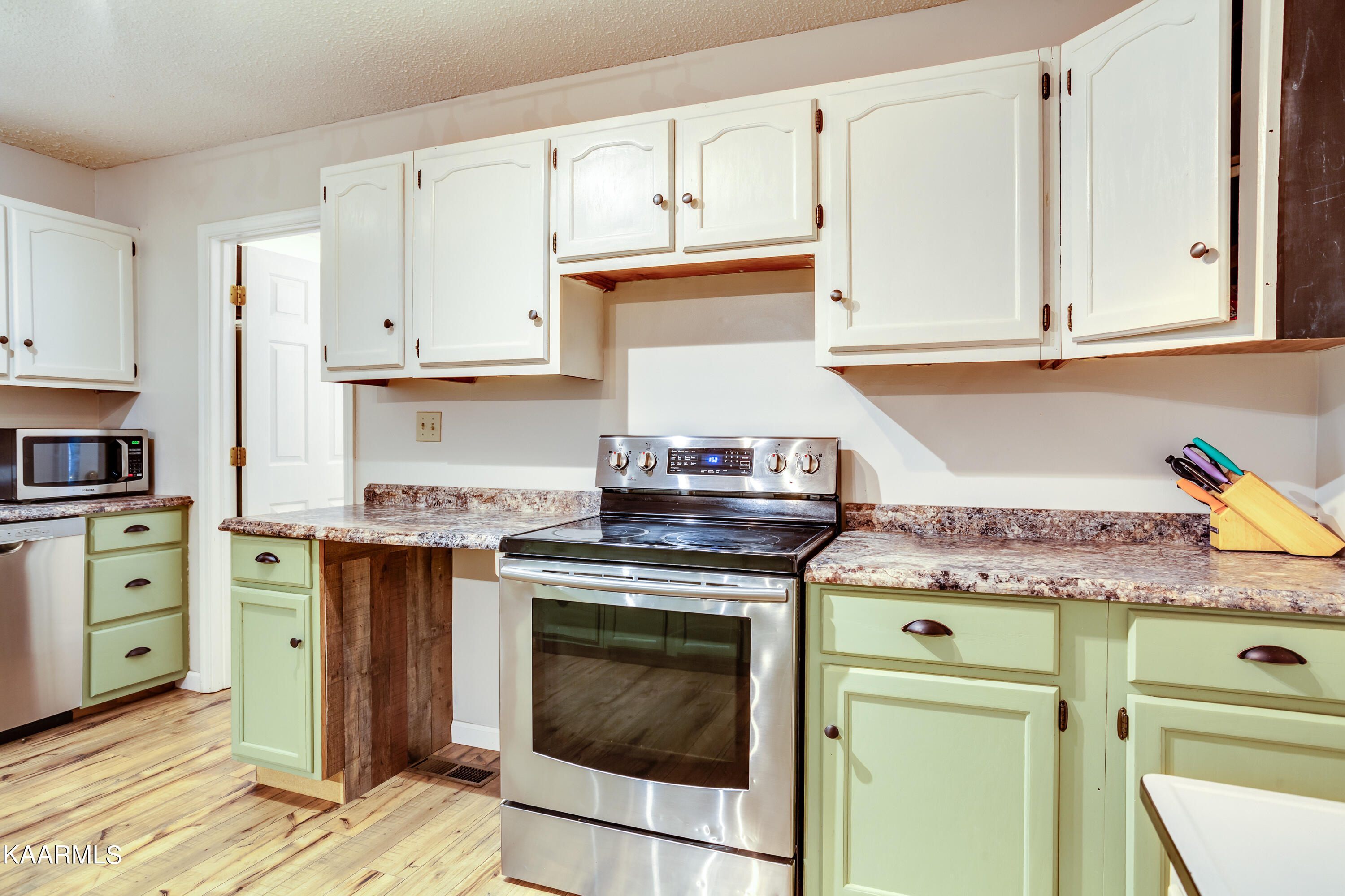 161 Tannery Road Walland, TN 37886 - Photo 15 of 45 15 Kitchen