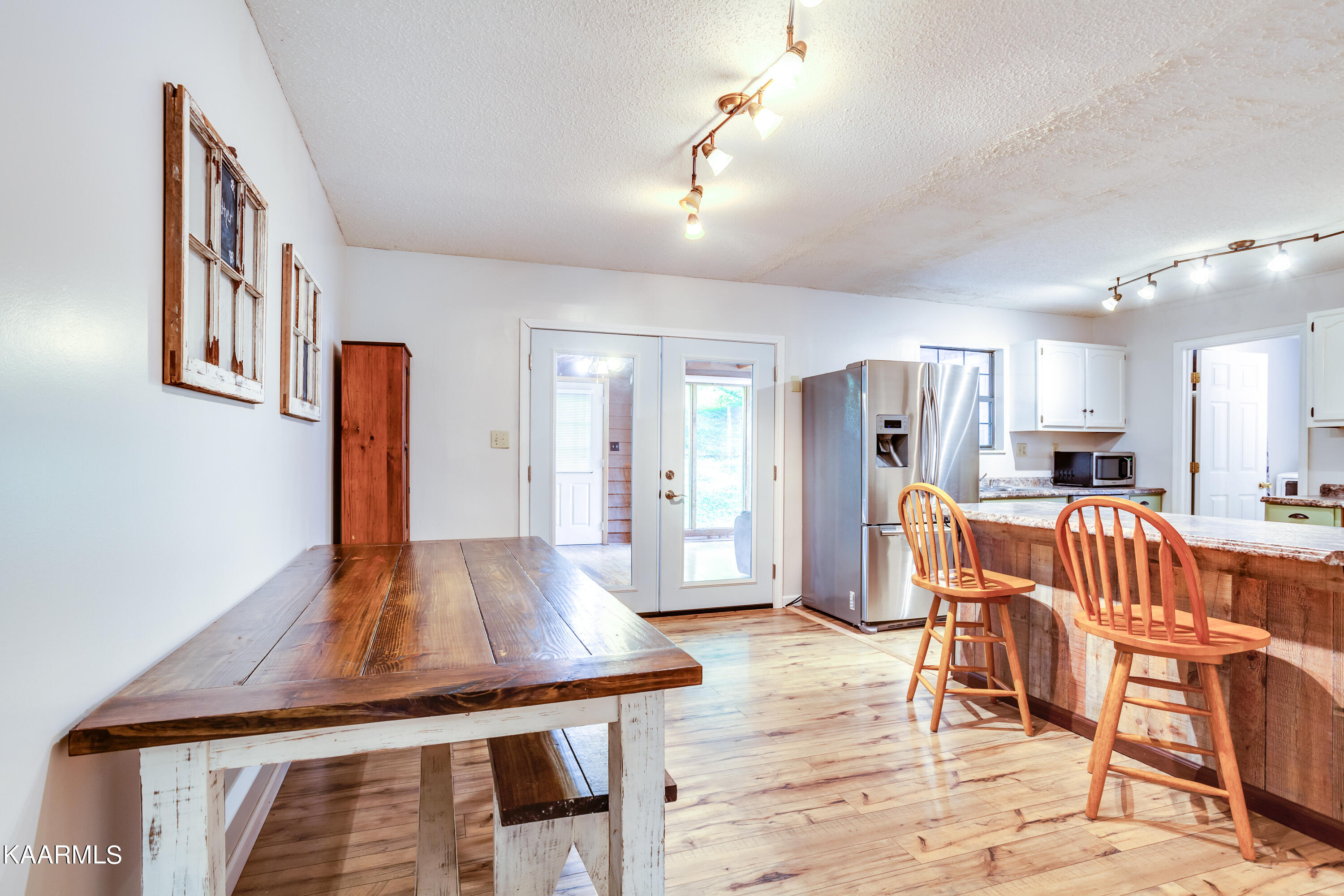 161 Tannery Road Walland, TN 37886 - Photo 21 of 45 21 Breakfast-Kitchen Area