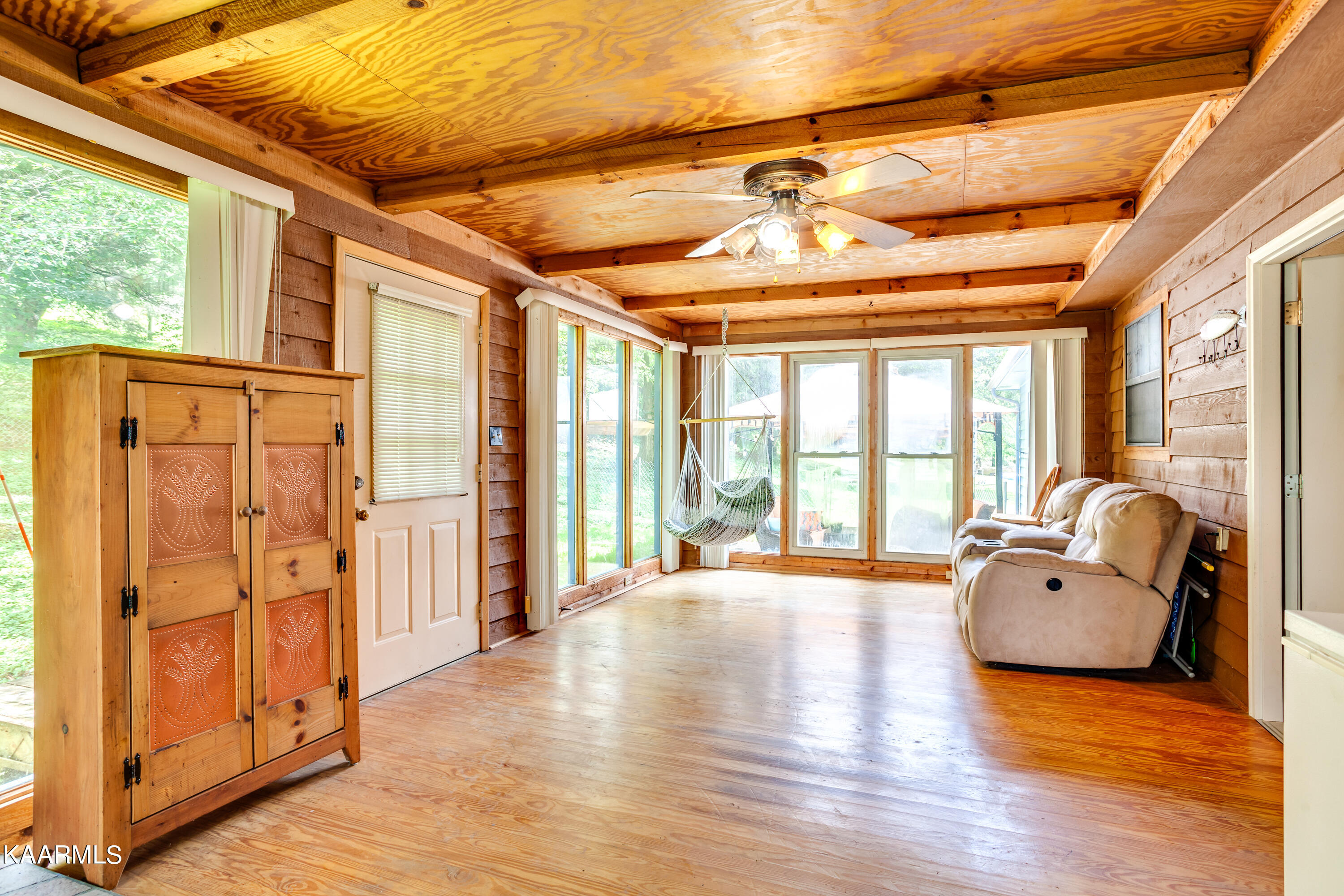 161 Tannery Road Walland, TN 37886 - Photo 22 of 45 22 Sunroom