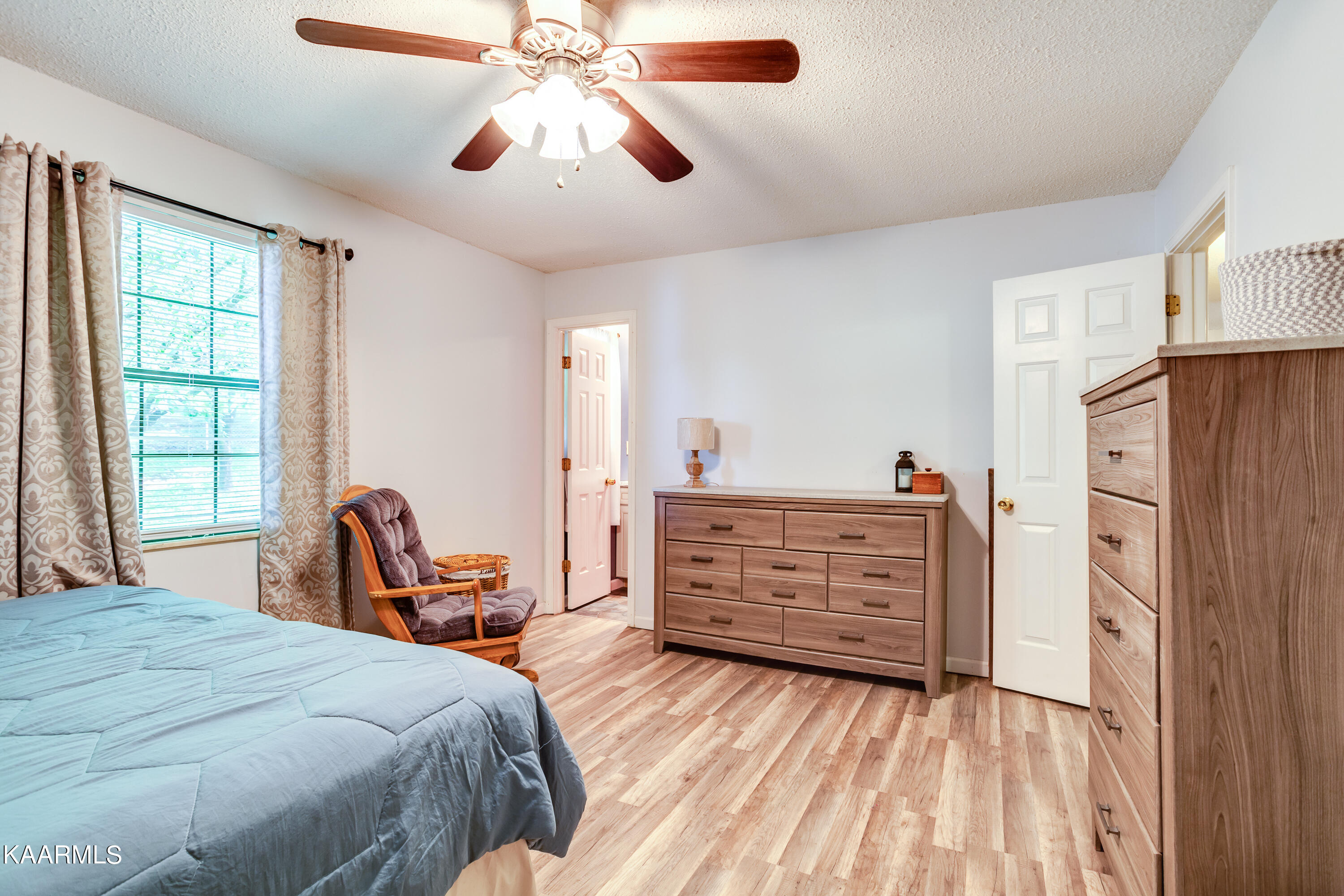 161 Tannery Road Walland, TN 37886 - Photo 26 of 45 26 Master BR