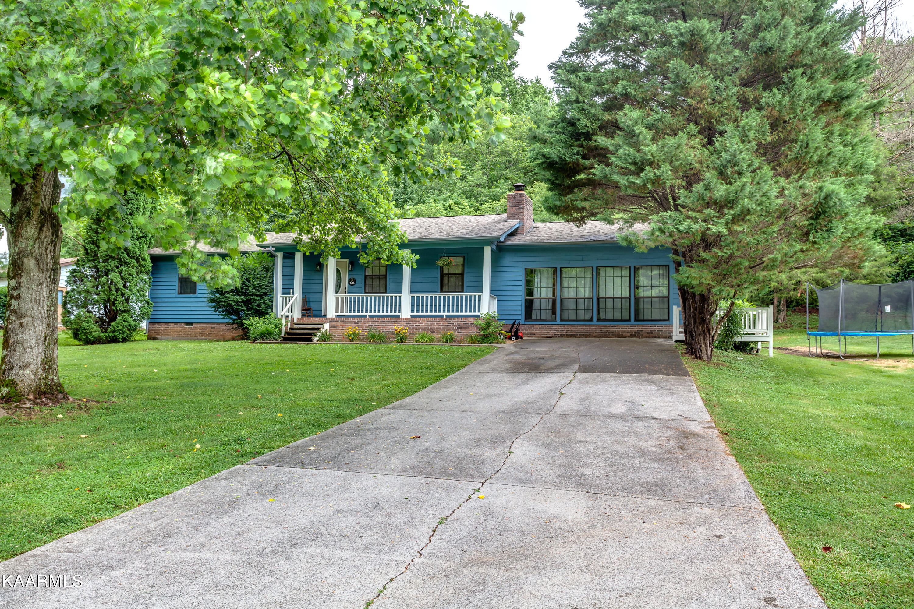 161 Tannery Road Walland, TN 37886 - Photo 3 of 45 3 Front