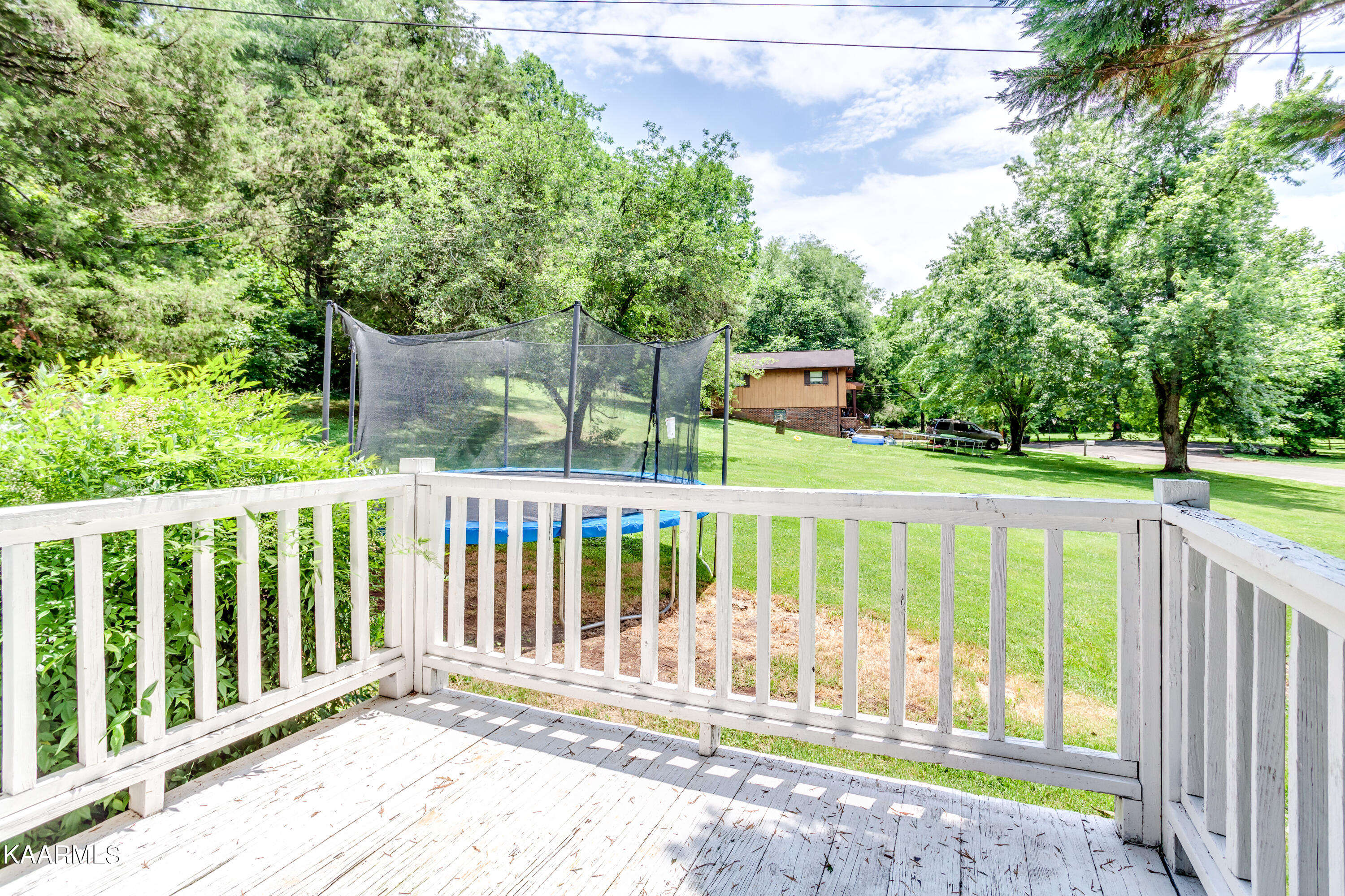 161 Tannery Road Walland, TN 37886 - Photo 34 of 45 34 Side Deck