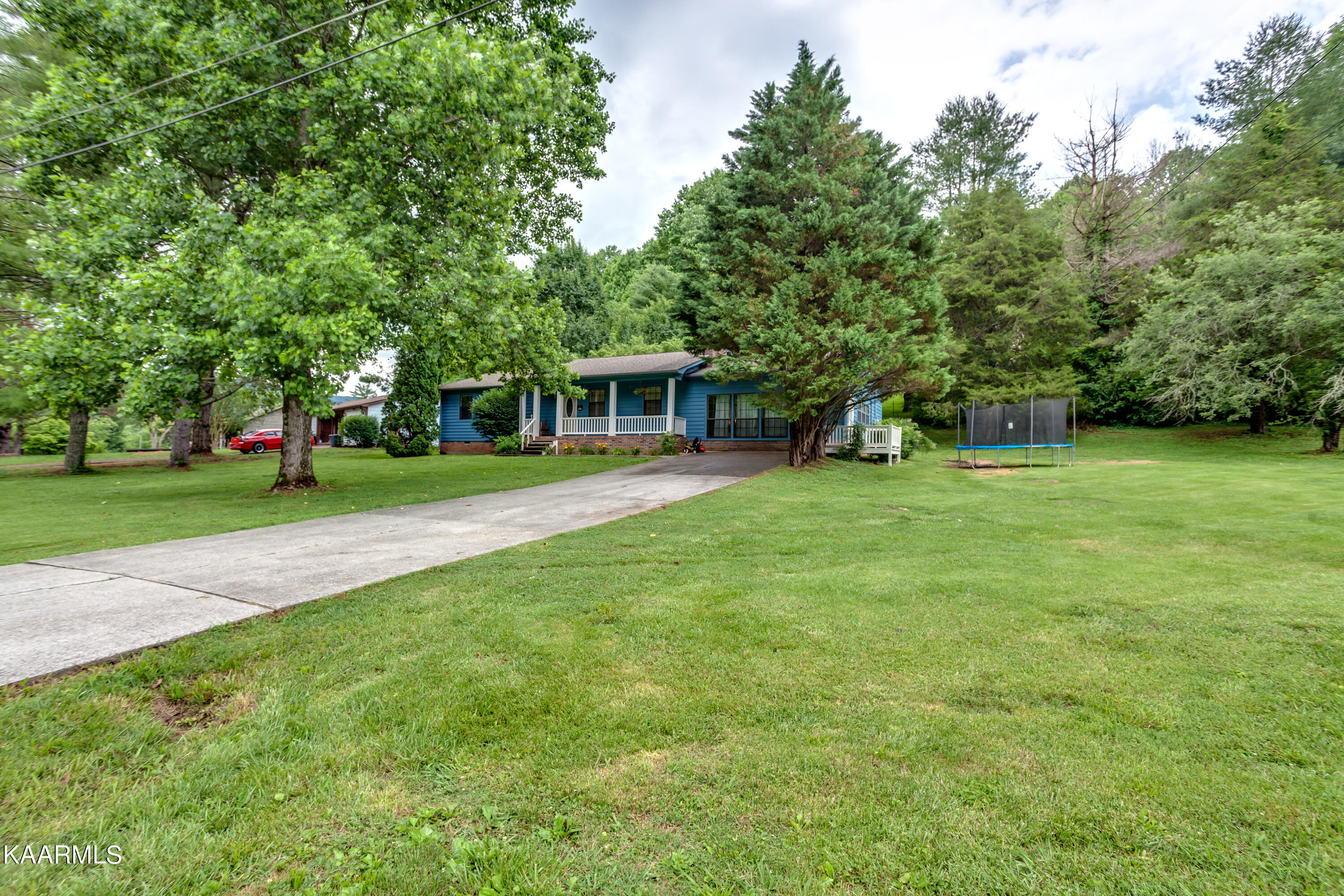 161 Tannery Road Walland, TN 37886 - Photo 4 of 45 4 Front