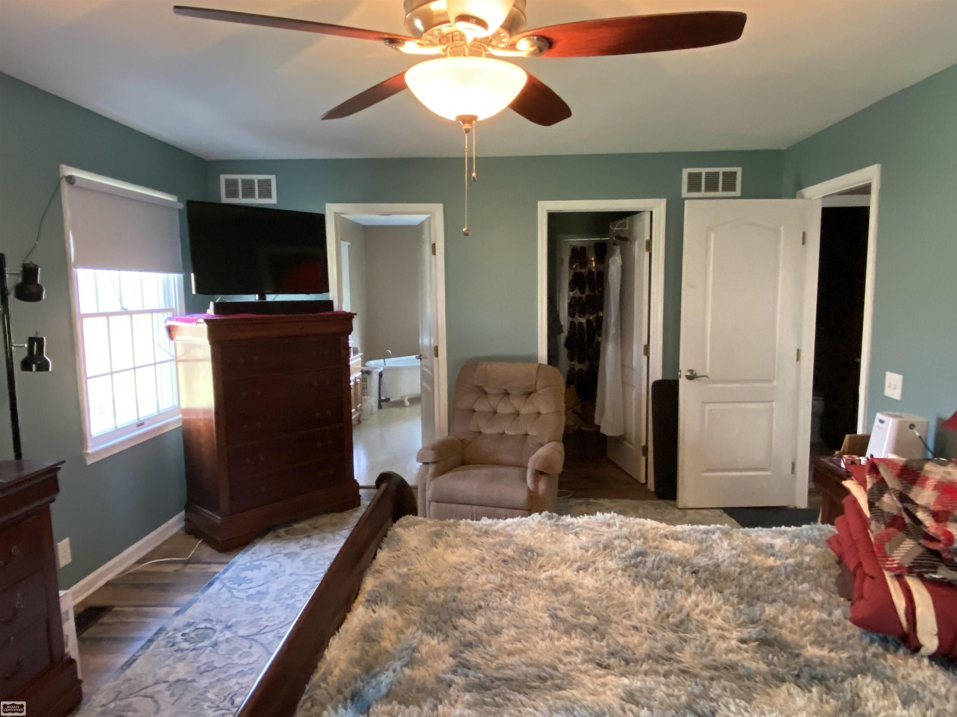 1155 Mayer Road St. Clair, MI 48079 - Photo 36 of 75 50105866-35.JPG