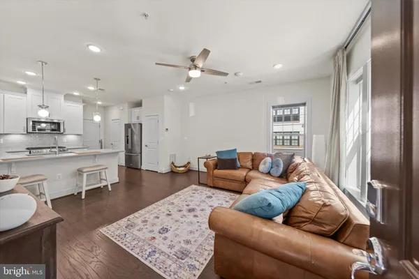 $3,950 | 813 Rockwell Avenue, Gaithersburg, MD 20878