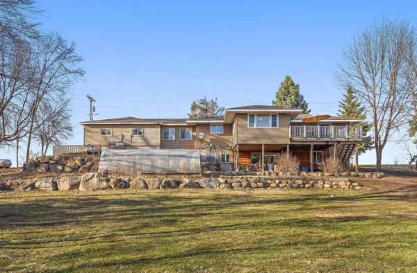 $550,000 | 17375 Homestead Road, Carver, MN 55315