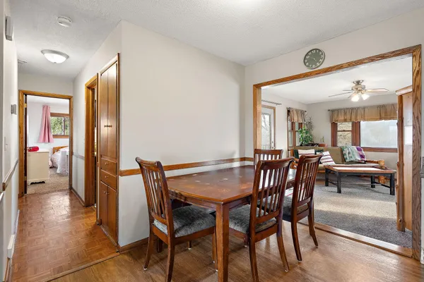 $575,000 | 17375 Homestead Road, Carver, MN 55315