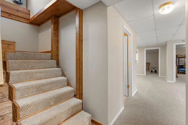 $575,000 | 17375 Homestead Road, Carver, MN 55315