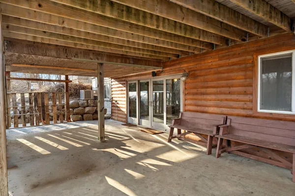 $575,000 | 17375 Homestead Road, Carver, MN 55315