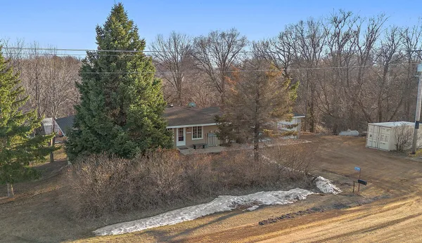 $575,000 | 17375 Homestead Road, Carver, MN 55315