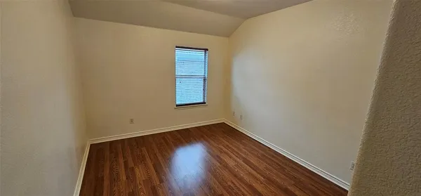 $2,199 | 1050 Warbler Lane, Aubrey, TX 76227