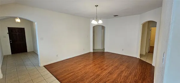 $2,199 | 1050 Warbler Lane, Aubrey, TX 76227