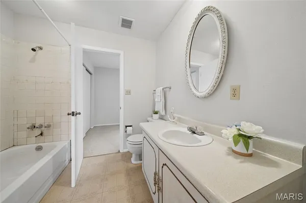 $145,000 | 140 Burtonwood Drive, Ballwin, MO 63011