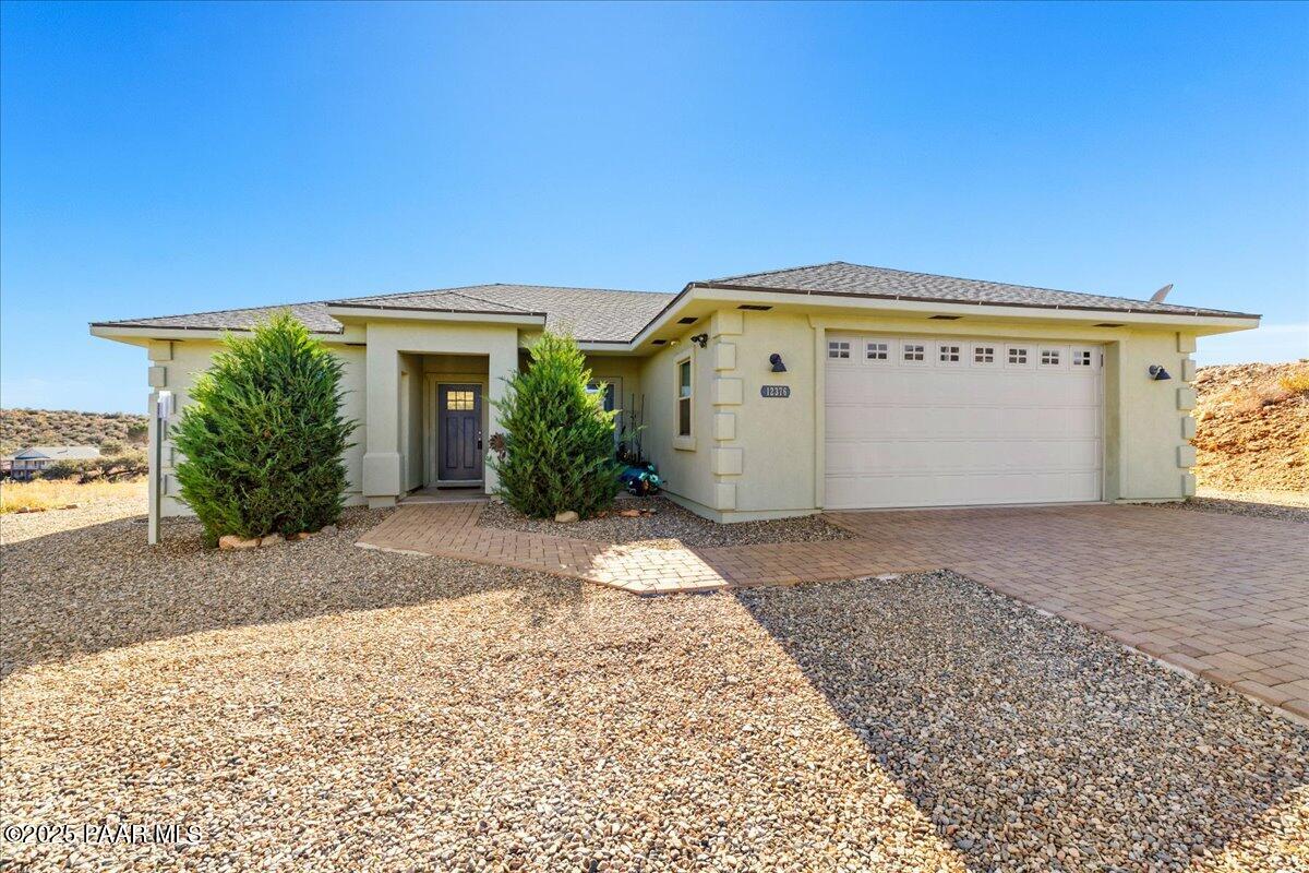 a front view of house with yard