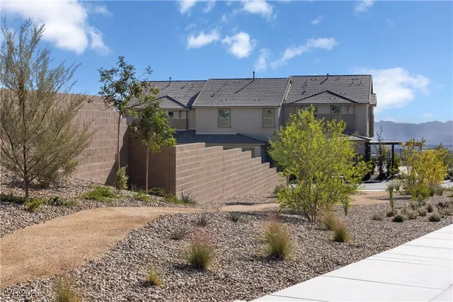 $584,024 | 126 Cinder Cone Lane, Las Vegas, NV 89138