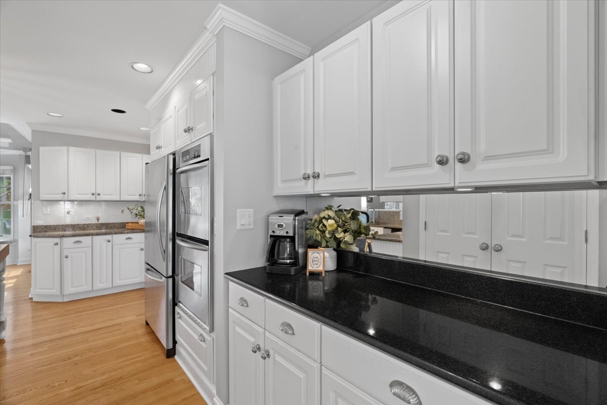 519 Long Hill Road Gurnee, IL 60031 - Photo 18 of 55