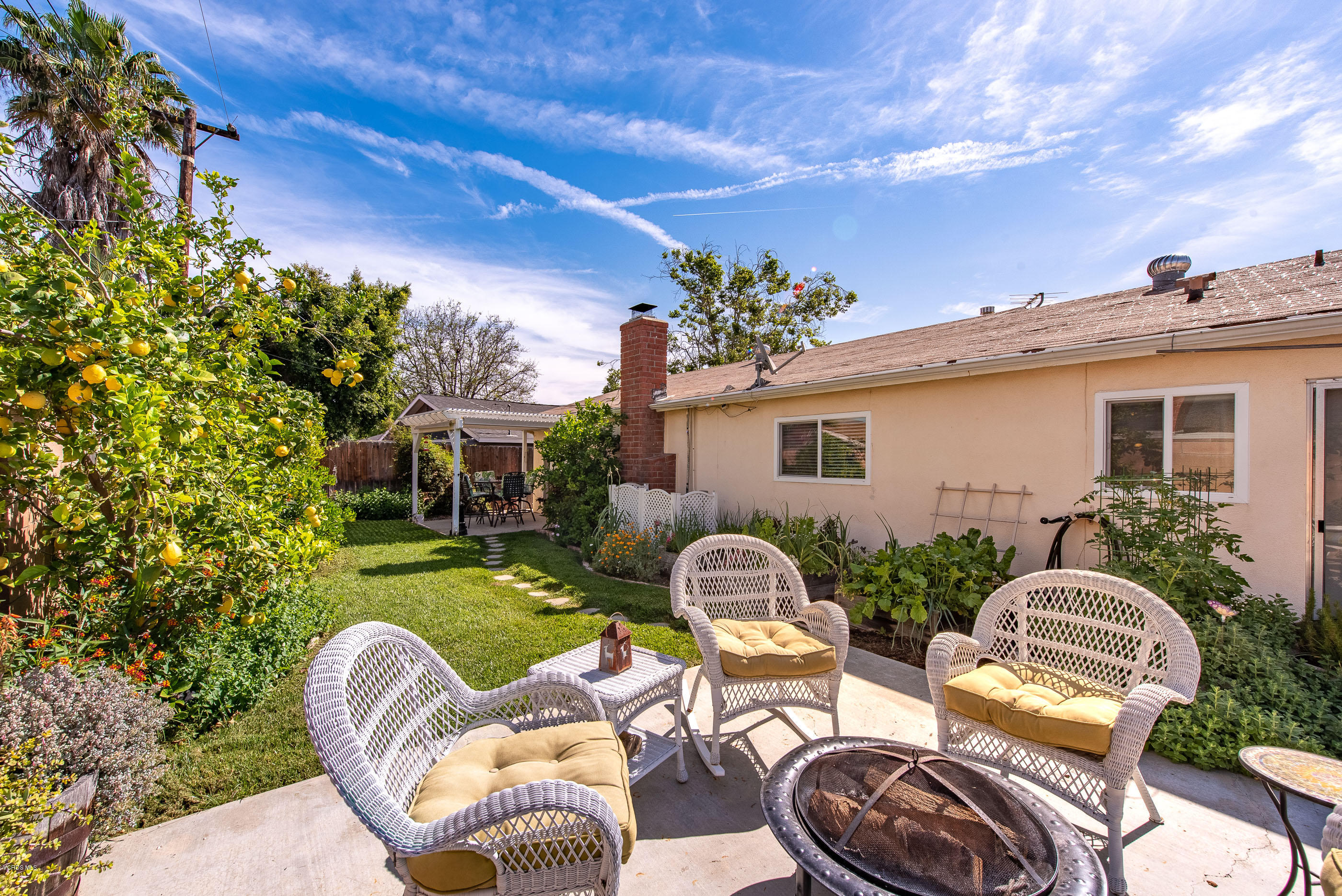 1699 Elberta Avenue Simi Valley, CA 93063 - Photo 20 of 43 1699 Elberta Ave Simi Valley-10