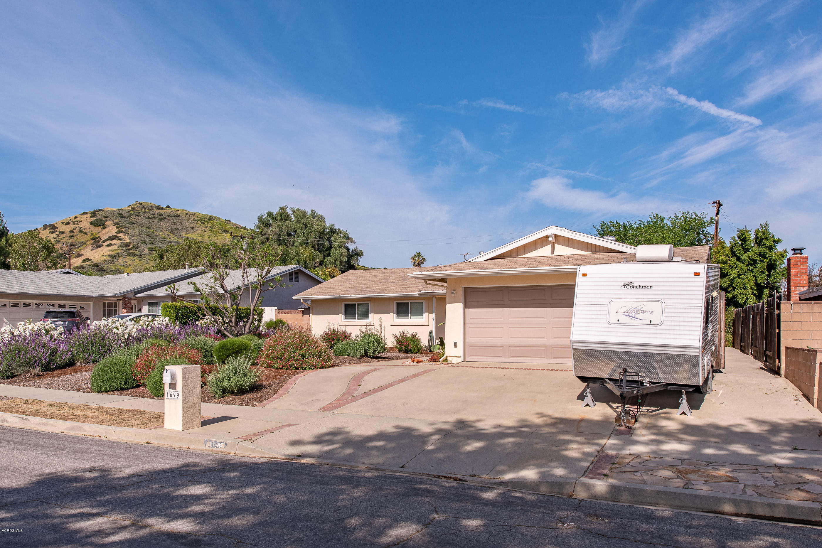 1699 Elberta Avenue Simi Valley, CA 93063 - Photo 41 of 43 1699 Elberta Ave Simi Valley-2