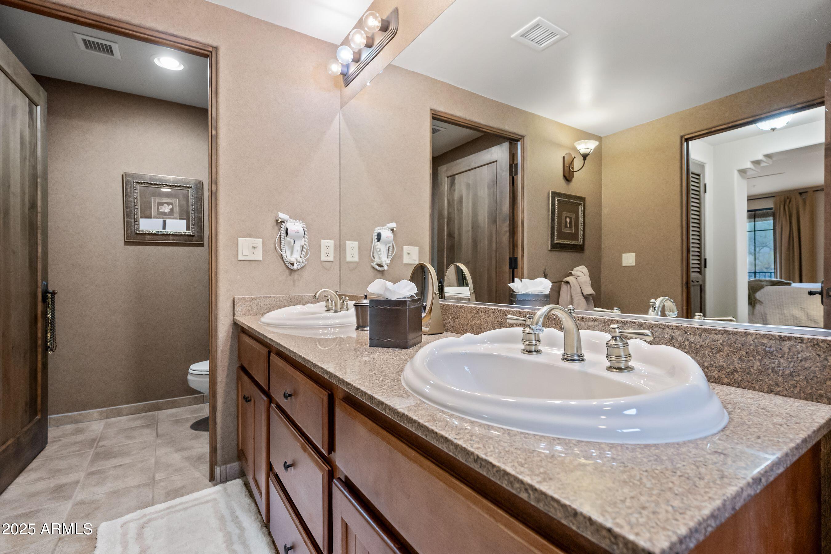 36601 North Mule Train Road, Unit 40A Carefree, AZ 85377 - Photo 30 of 50 Master Bath