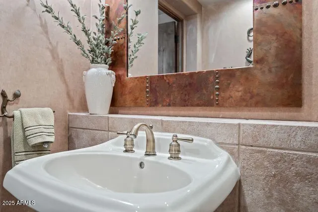 $3,000 | 36601 North Mule Train Road, Unit 40A, Carefree, AZ 85377