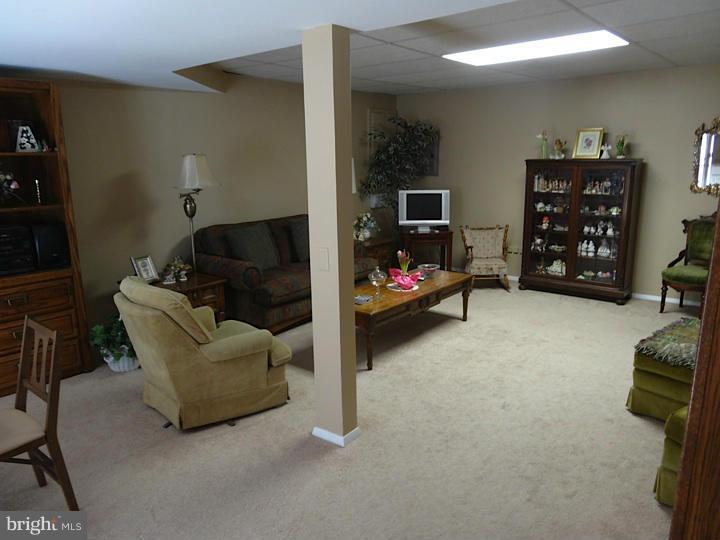 9205 Ramblebrook Road Baltimore, MD 21236 - Photo 21 of 26 Family Room