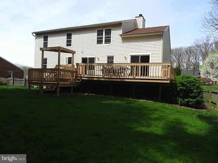 9205 Ramblebrook Road Baltimore, MD 21236 - Photo 25 of 26 Exterior (Rear)