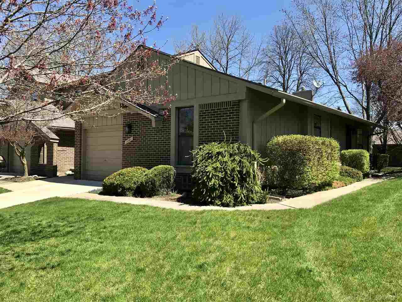 1891 Allenway Court Rochester Hills, MI 48309 - Photo 2 of 46
