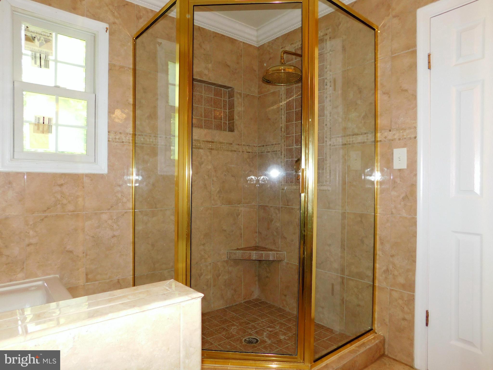 10321 Bells Mill Terrace Potomac, MD 20854 - Photo 12 of 30 Interior (General)
