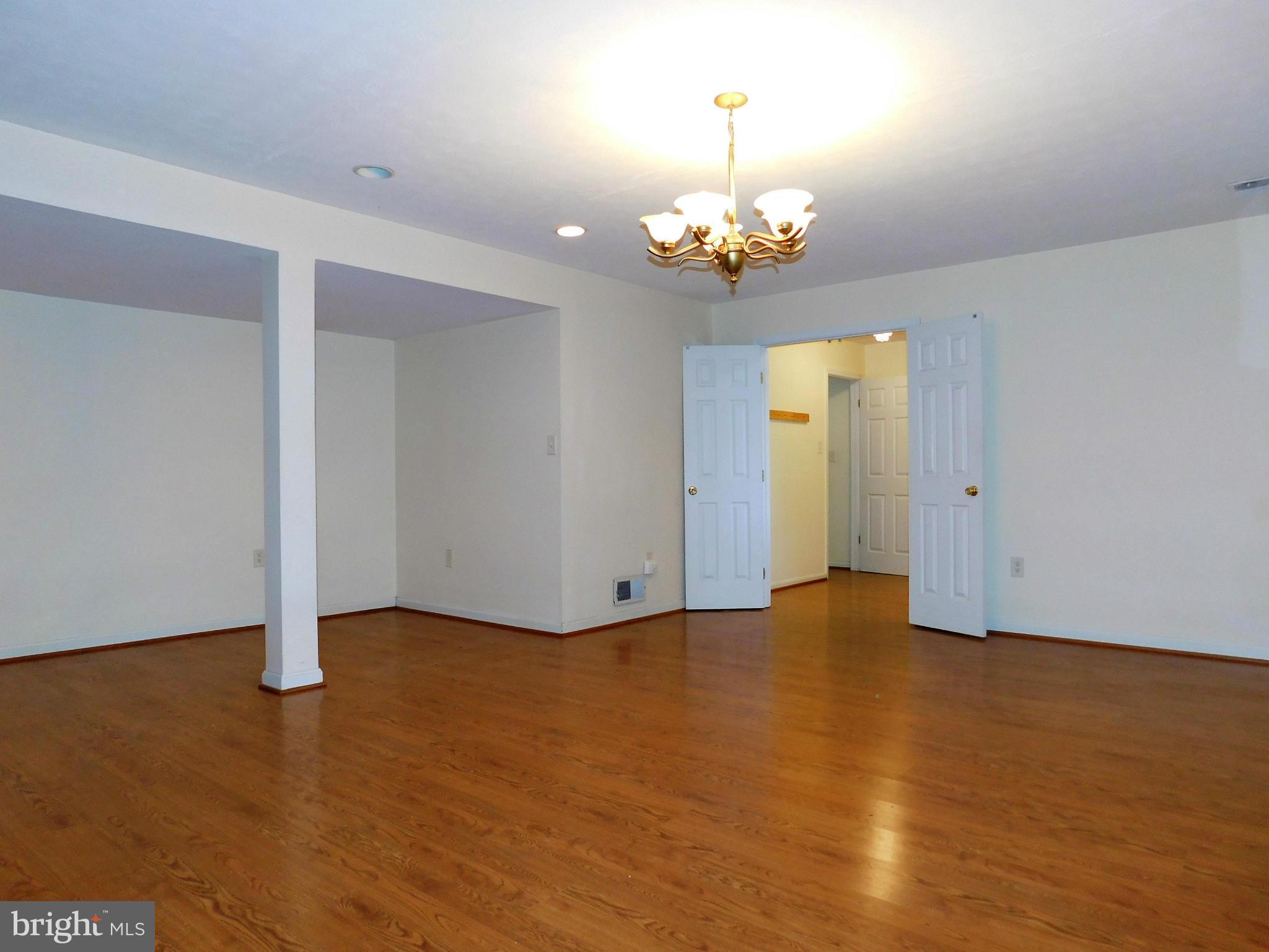 10321 Bells Mill Terrace Potomac, MD 20854 - Photo 22 of 30 Interior (General)