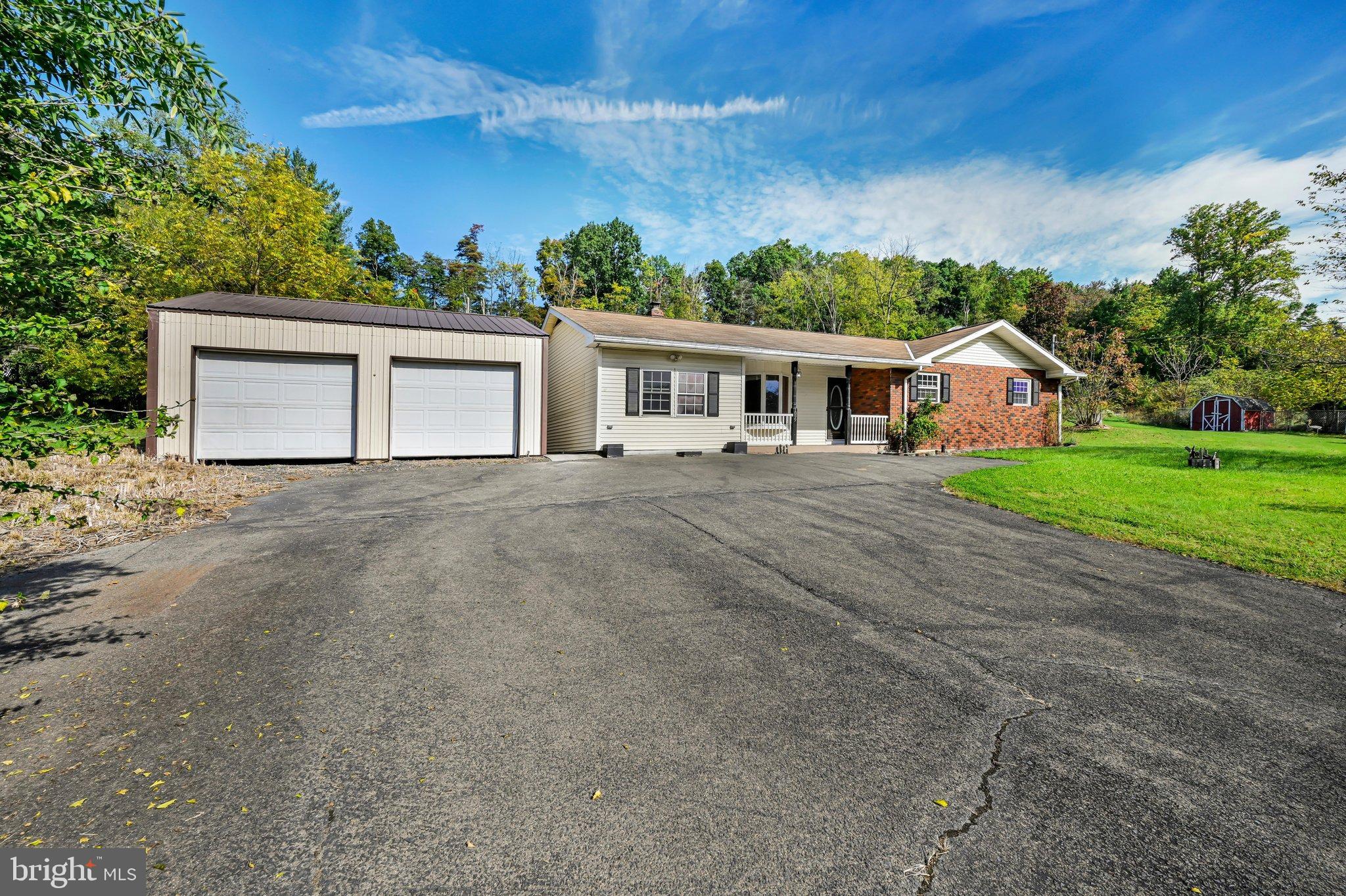 1899 Long Run Road Schuylkill Haven, PA 17972 - Photo 4 of 37 Exterior Front
